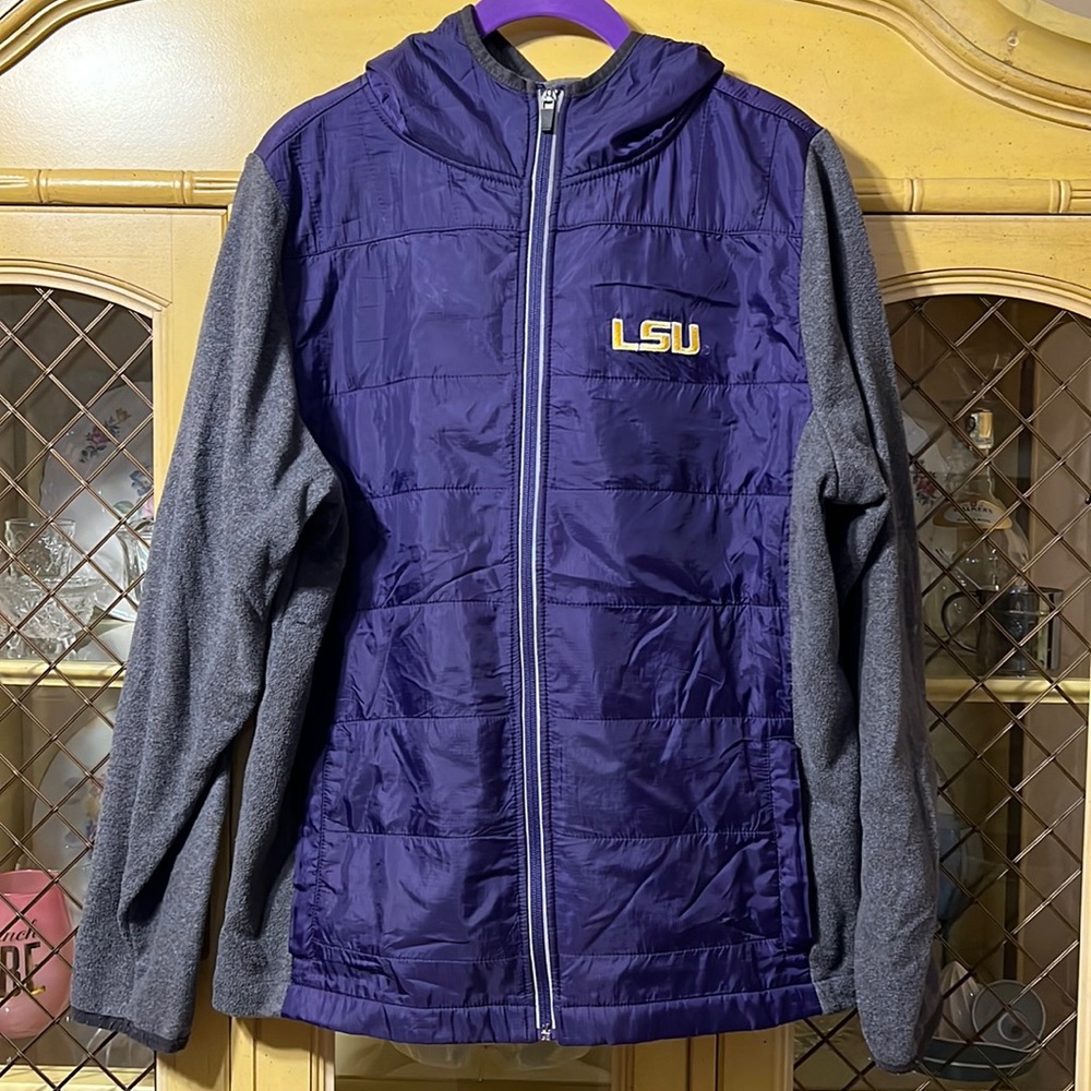 LSU wind breaker